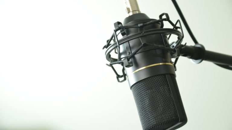5 Best Audio Software For Voice Overs